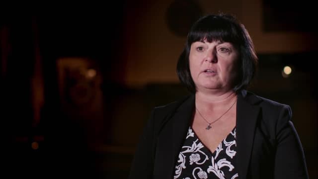 S07:E16 - Up in Flames