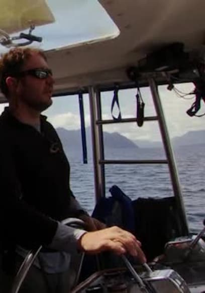 S01:E01 - Gwaii Hannas poster