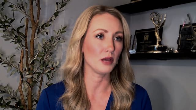 S01:E102 - Episode 102