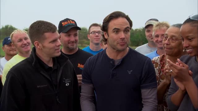 S07:E12 - Infinity Edge Bar