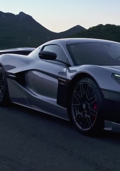 S02:E04 - Bugatti Rimac Nevera poster