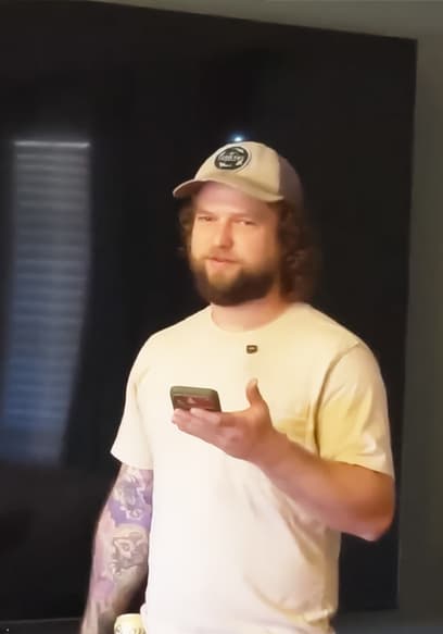 S01:E09 - I Bought a $220,000 TV From Facebook Marketplace poster