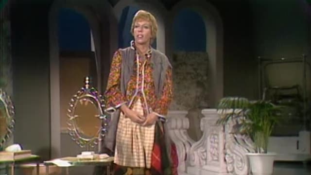 S05:E26 - S5 E26 - Paul Lynde