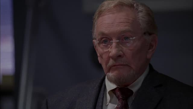 S05:E07 - Lineage