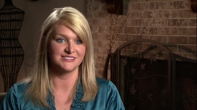 S02:E02 - Cradle Robbery