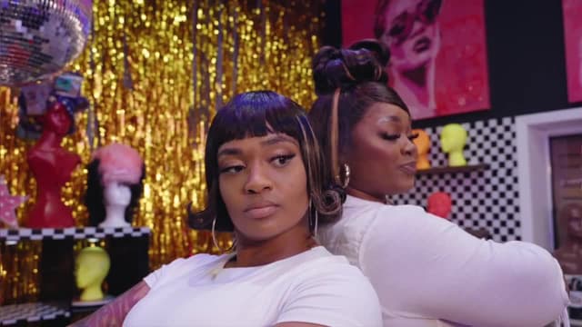 S01:E05 - Break It to Naked