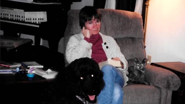 S09:E05 - Hilltop Horror