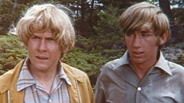 S01:E14 - The Muskies Are Losing Their Teeth