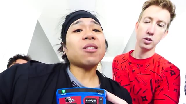 S01:E06 - Is My Best Friend Telling the Truth