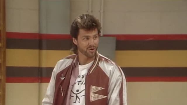 S02:E16 - Basket Case