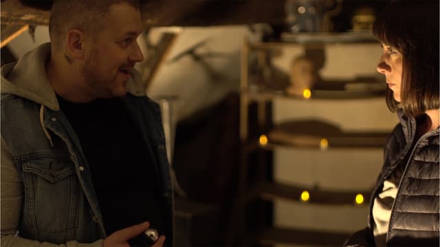 S01:E03 - The Lady of the Night