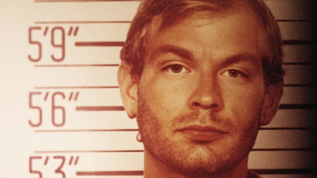 S01:E07 - Jeffrey Dahmer