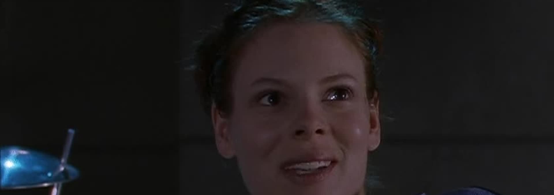 Watch La Femme Nikita S02:E08 - Darkness Visible - Free TV Shows | Tubi
