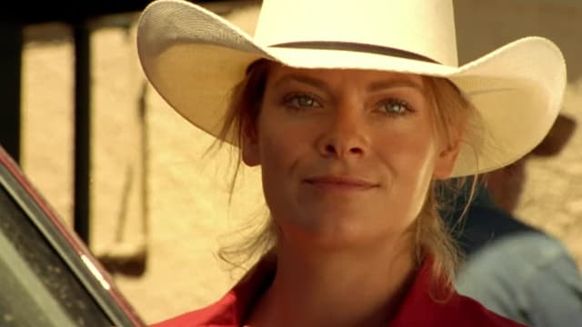 S03:É16 - S03:E16 - Seeing The Light