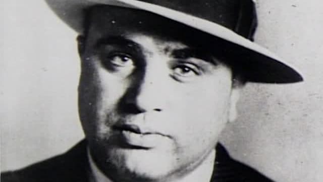 S01:E01 - Al Capone: Scarface
