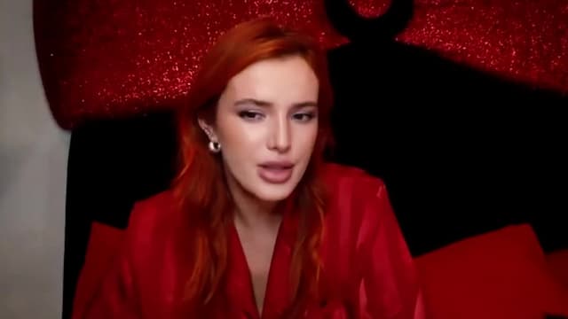 S02:E04 - Bella Thorne