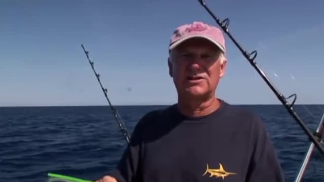 S01:E17 - Huge Yellowfin 100 Yards Offshore: Baja Peninsula