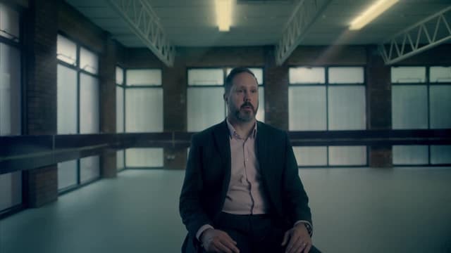 S01:E03 - Gun