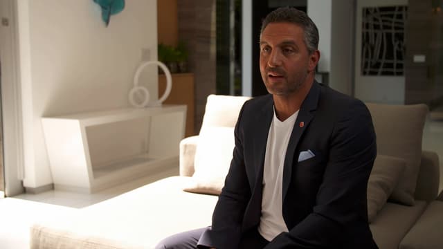 S01:E03 - Los Angeles