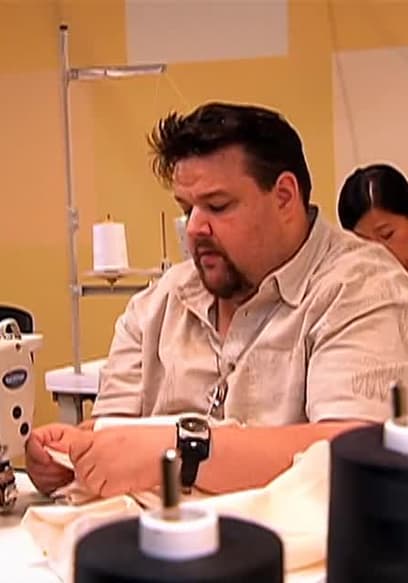 S04:E03 - Fashion Giant poster