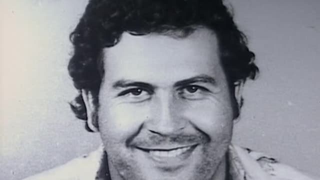 S02:E14 - Pablo Escobar: Hunting Pablo