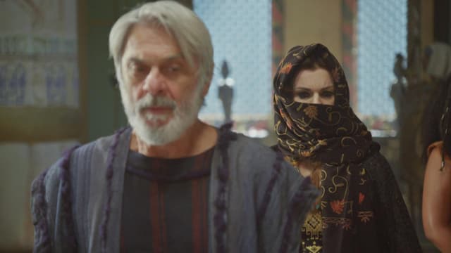 S03:E24 - Abram Se Enoja Con Sarai