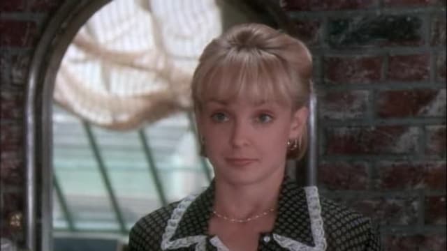 S04:E22 - Up in the Air