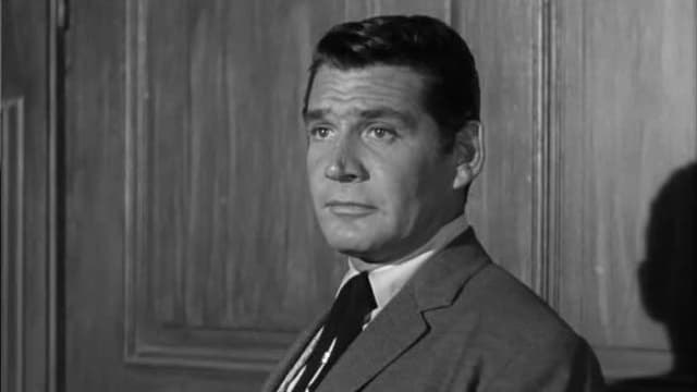 S02:E12 - The Inner Circle