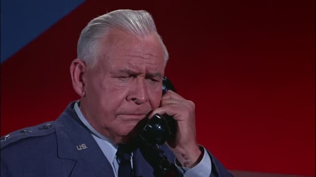 S04:E01 - U.f.ohh! Jeannie