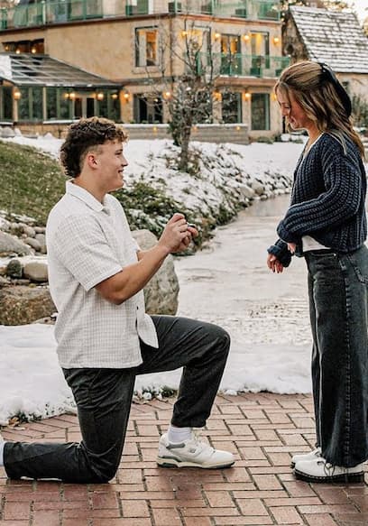S01:E10 - Bryton Proposes and Wedding Dance poster