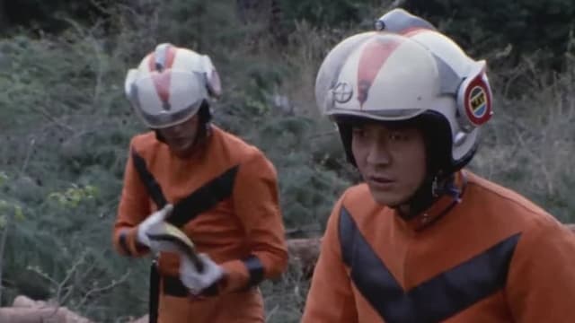 S01:E11 - Poison Gas Monster Appears