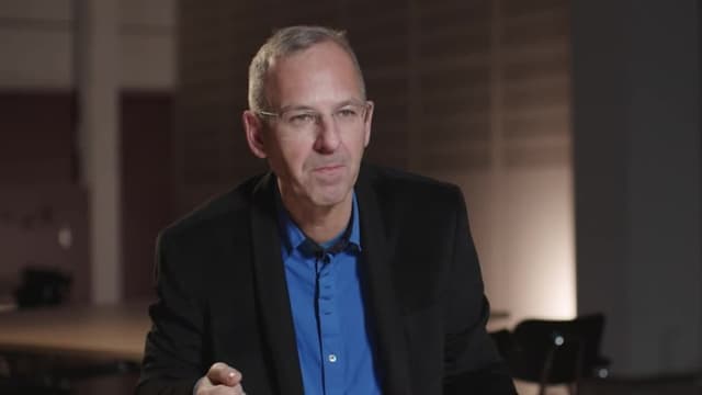 S01:E05 - Hermann Goering