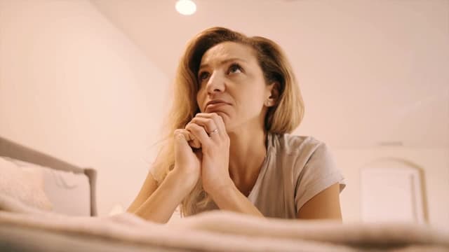 S01:E03 - The LA Bagel Shop, and the beard.""