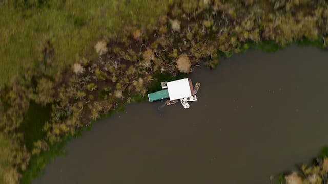 S01:E02 - Cajun Grocery Run