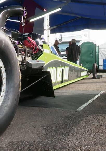 S01:E06 - Yacht Deck, Drag Racing, Hermes poster