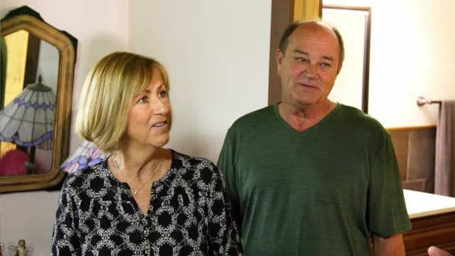 S04:E02 - Lakehouse Luxury