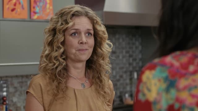 S03:E04 - Training Day