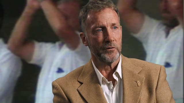 S01:E01 - Fortress Australia