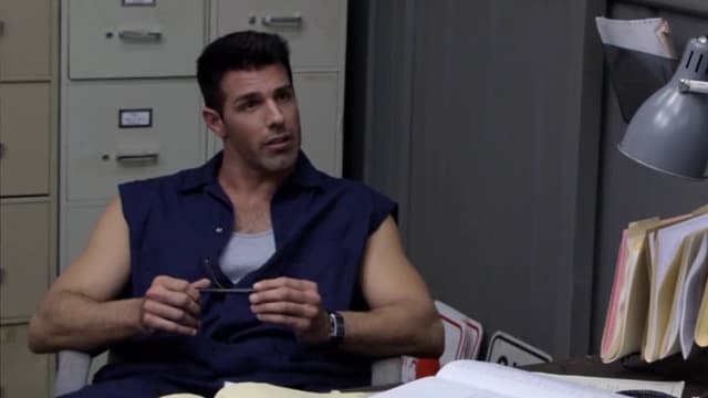 S03:E08 - Unexpected Visitors