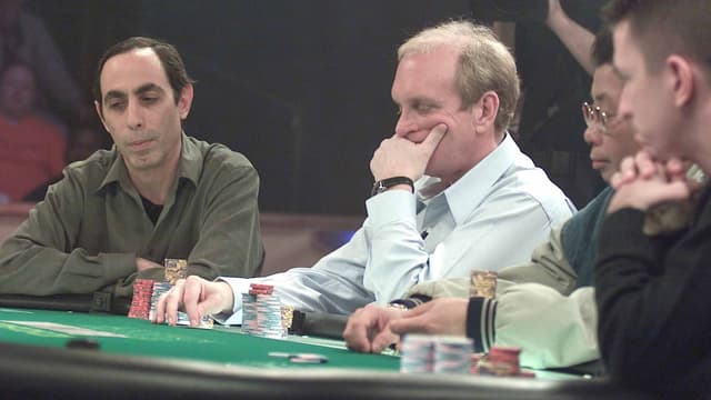 S02:E09 - Gold Strike/Horseshoe, World Poker Open 2004