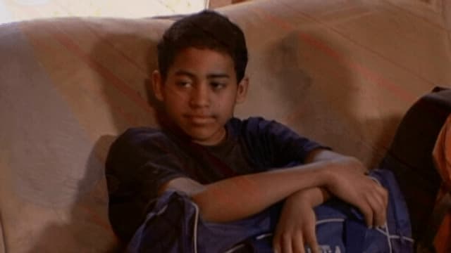 S02:E07 - Home Alone