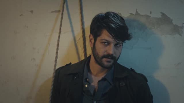 S01:E30 - La búsqueda