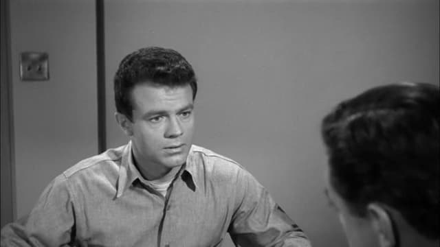 S03:E23 - The Case of the Slandered Submarine