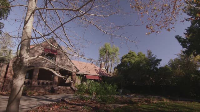 S03:E03 - Don't Fall Asleep and the Double Walker