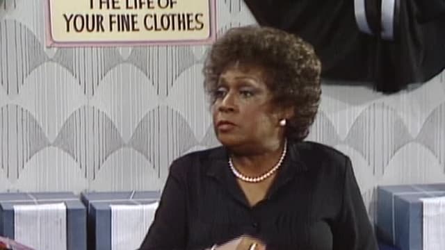 S11:E12 - That Blasted Cunningham