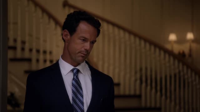 S08:E12 - Hidden Bones