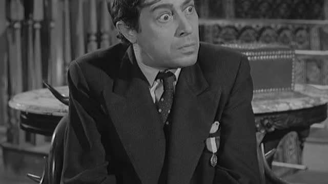 S01:E11 - The Addams Family Meets the V.I.P.'s