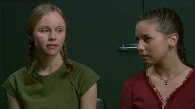 S12:E27 - A Helping Hand