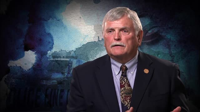 S03:E10 - Hate Crimes