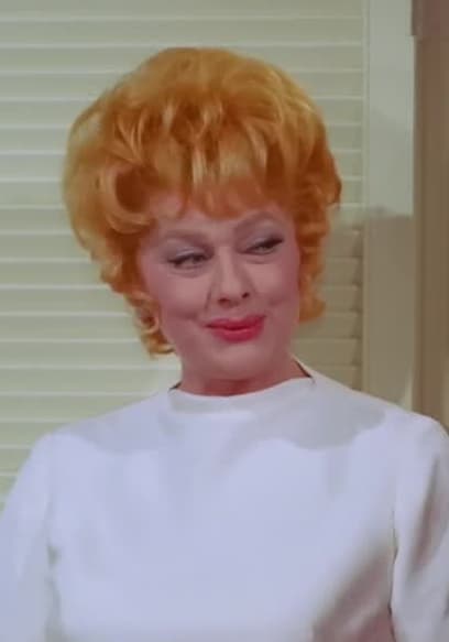 S01:E16 - Lucy and the Lecher poster